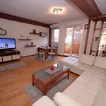 Exclusive * スコピエ